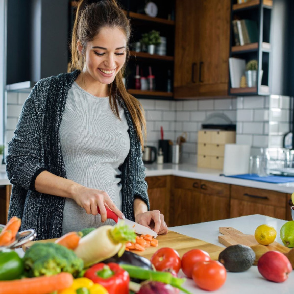 تغذیه زنان باردار در سه ماهه اول